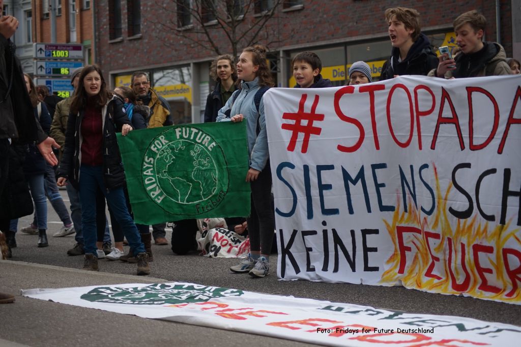 Jovenes alemanes protestan